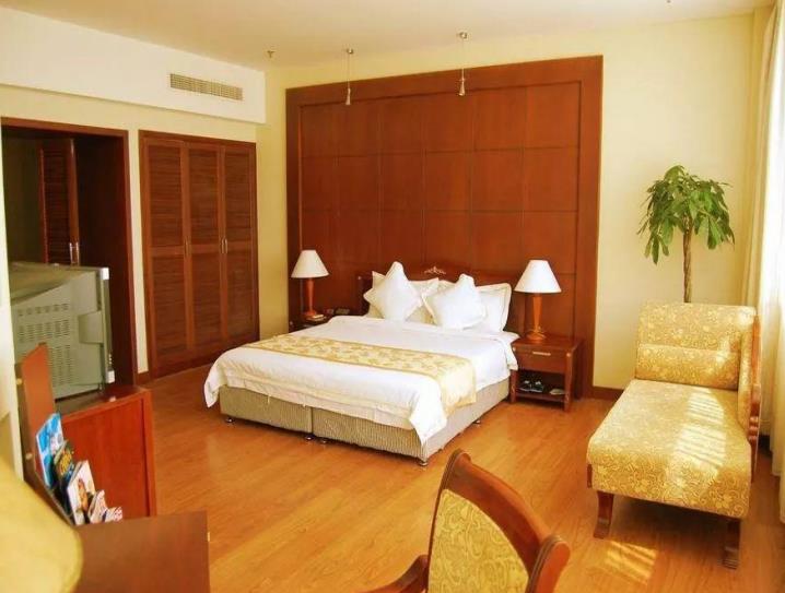 �����׷�